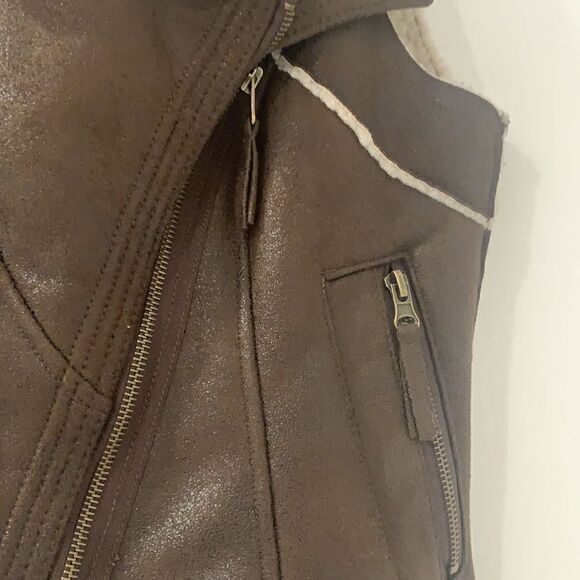 *Like New* Faux Shearling Leather Vest - Picture 3 of 4